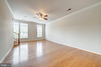 7764 Cedar Branch Drive in Gainesville, VA - Building Photo - Building Photo