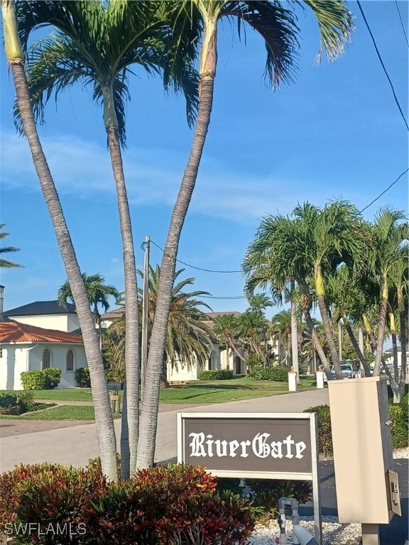 1663 Edith Esplanade in Cape Coral, FL - Building Photo - Building Photo