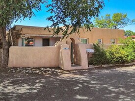 1530 Hickox St, Unit #1 in Santa Fe, NM - Building Photo