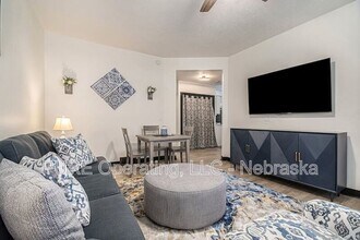 2518 Woolworth Ave in Omaha, NE - Building Photo - Building Photo