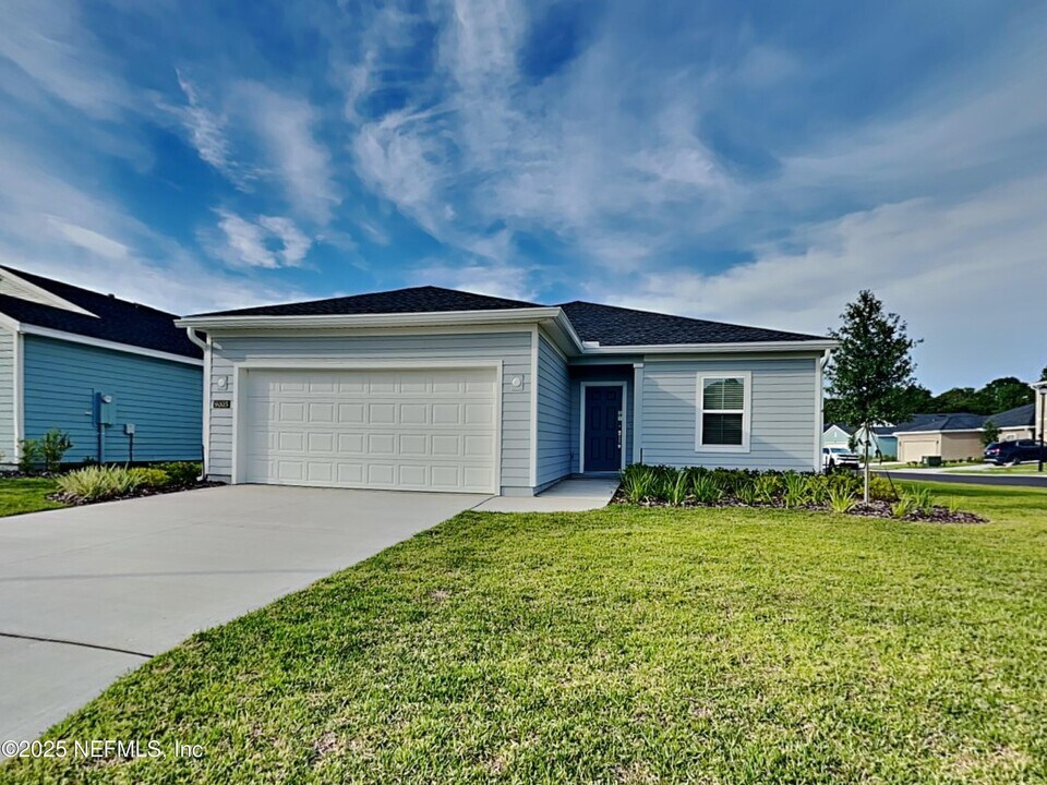 9005 Latigo Ln in Jacksonville, FL - Building Photo