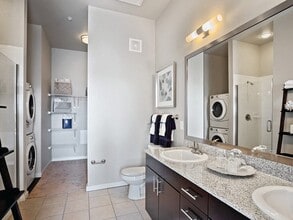 The Douglas Apartments in Denver, CO - Building Photo - Building Photo