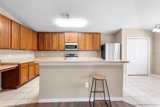 3483 Beaumont Loop in Spring Hill, FL - Building Photo - Building Photo