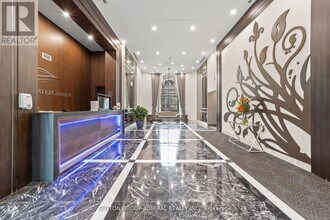 7608 Yonge St in Vaughan, ON - Building Photo - Building Photo