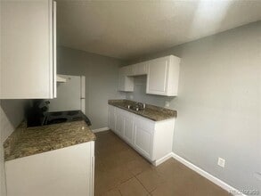 1622 Alton St in Aurora, CO - Building Photo - Building Photo