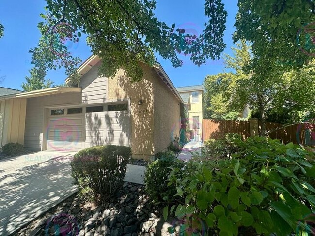 5658 Hunting Creek Way in Sparks, NV - Building Photo - Building Photo