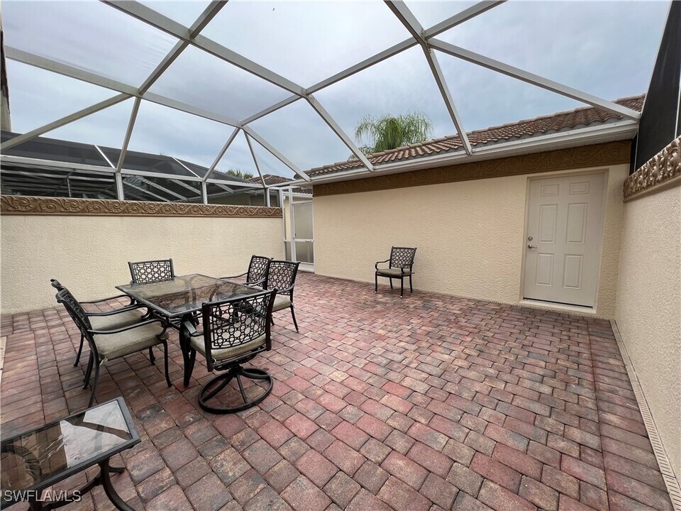 28482 Villagewalk Blvd in Bonita Springs, FL - Building Photo