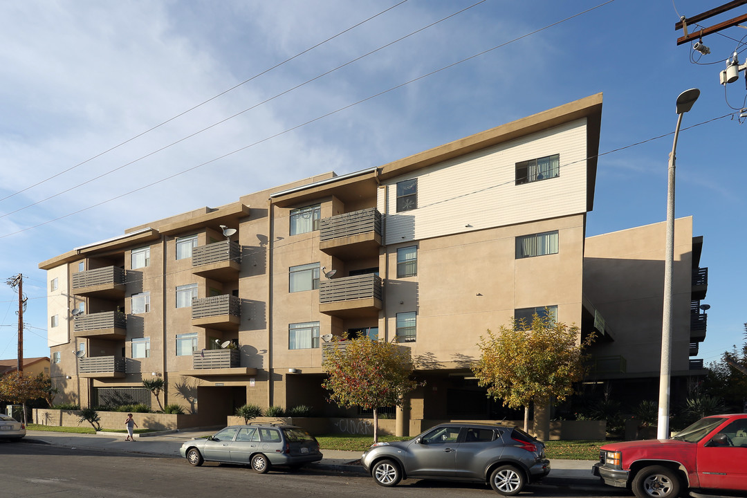 Sichel Family Apartments in Los Angeles, CA - Building Photo