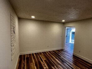 1407 N Hall St in La Grande, OR - Building Photo - Building Photo