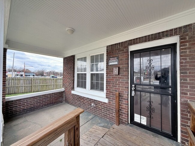 651 Walnut St in Memphis, TN - Building Photo - Building Photo