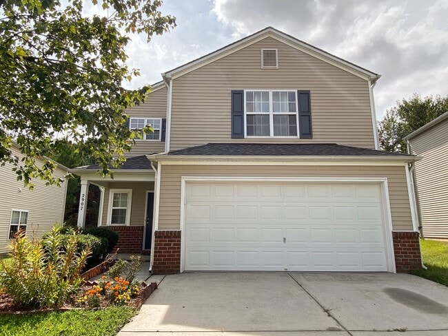 property at 2907 Skybrook Ln