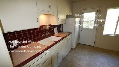 2926 Reynard Way in San Diego, CA - Building Photo - Building Photo