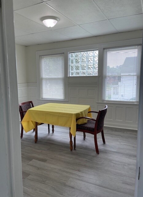 1072 Ellicott St, Unit 1 in Buffalo, NY - Foto de edificio - Building Photo
