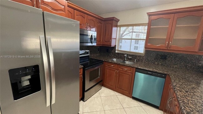 6952 SW 148 Ln in Davie, FL - Building Photo - Building Photo