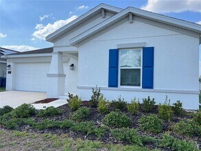 688 Silver Palm Dr in Haines City, FL - Building Photo - Building Photo