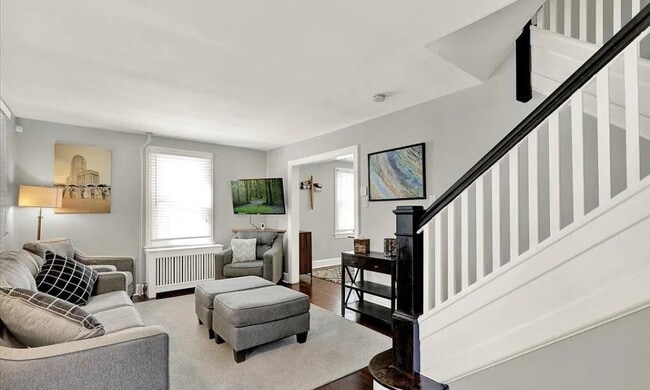 property at 813 N Franklin St