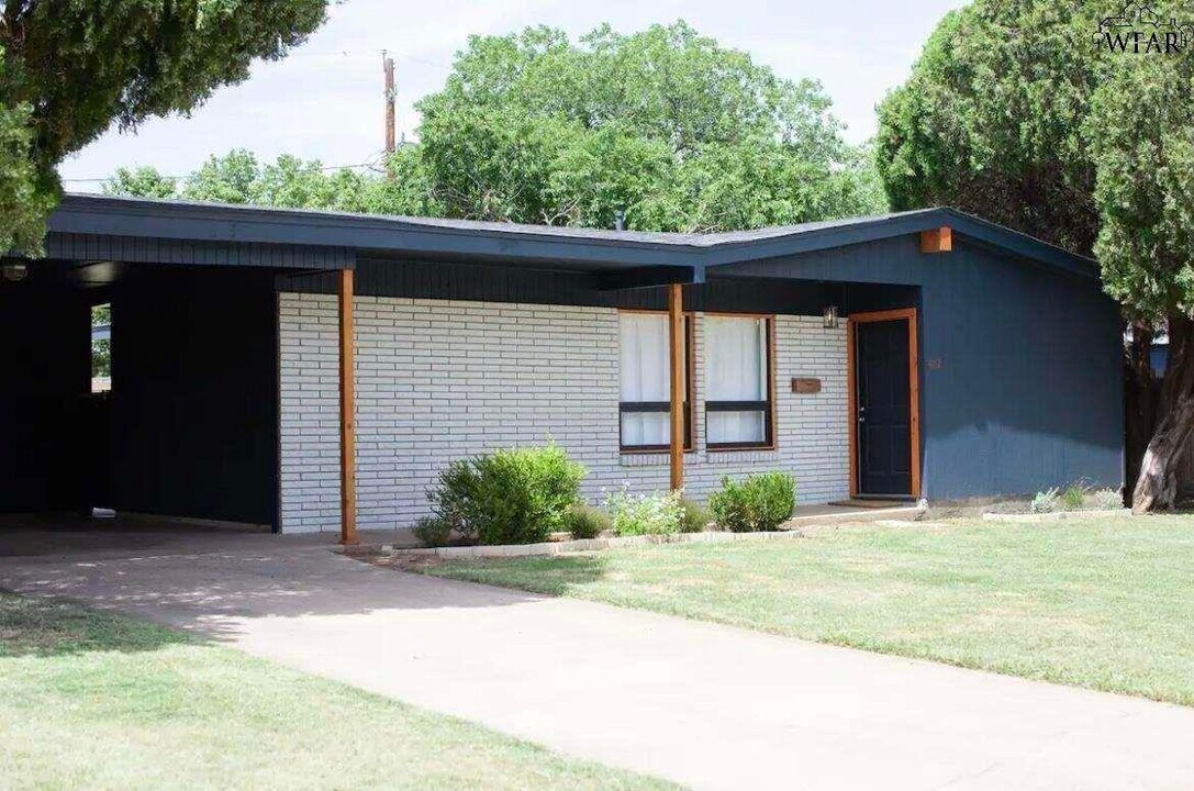 4112 Thomas Ave in Wichita Falls, TX - Building Photo