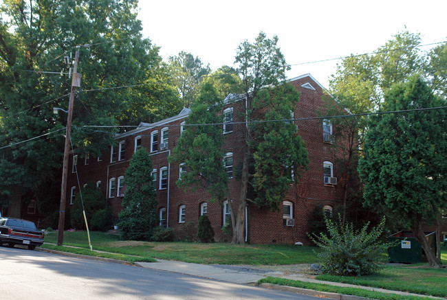 5714 11th St N in Arlington, VA - Building Photo - Building Photo