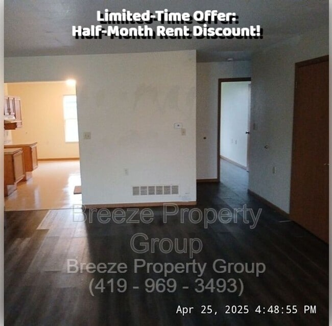 property at 1863 N Erie St