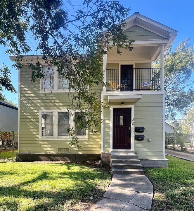 3012 Isabella St-Unit -A in Houston, TX - Building Photo