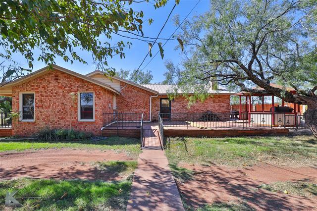 8456 Spinks Rd in Abilene, TX - Building Photo