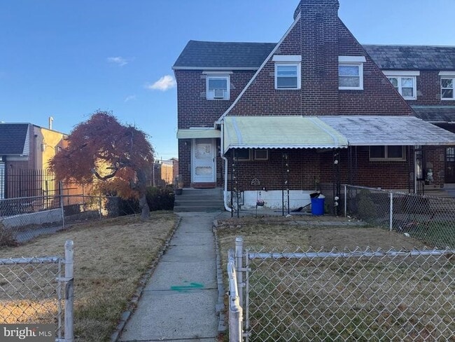 property at 363 Sherbrook Blvd