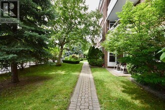 2 Grove St E in Barrie, ON - Building Photo - Building Photo