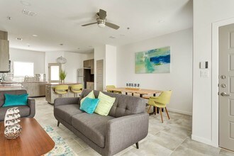 3523 W Sprague St in Edinburg, TX - Foto de edificio - Interior Photo