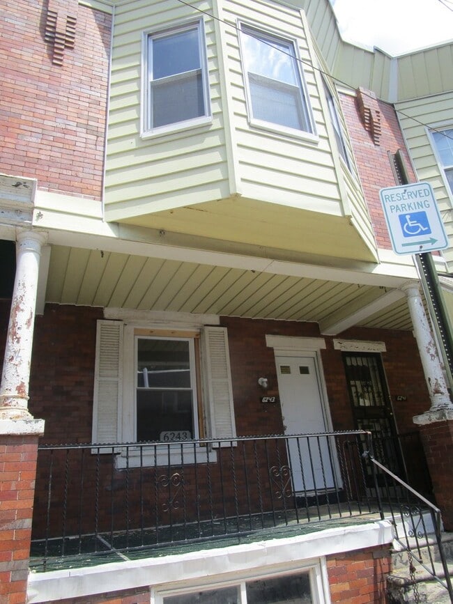 6243 Clearview St in Philadelphia, PA - Building Photo - Building Photo
