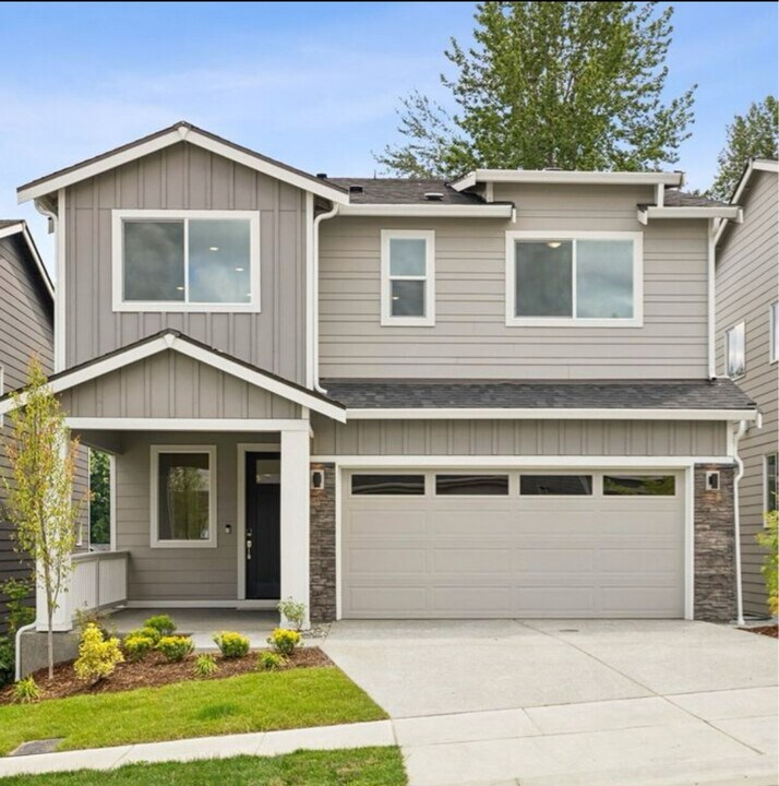 10822 43rd Ave SE in Everett, WA - Building Photo