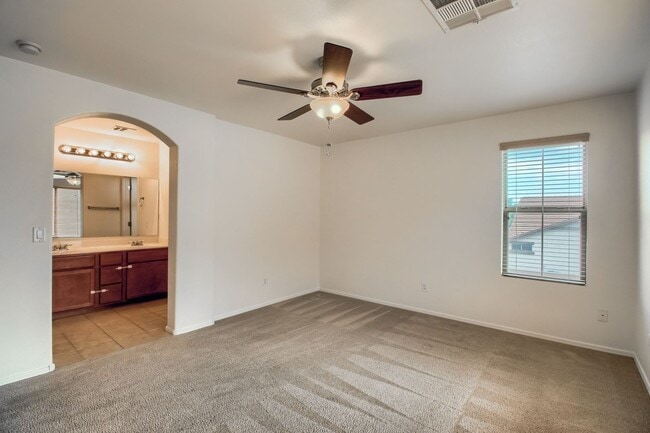 3770 E Kristal Way in Phoenix, AZ - Building Photo - Building Photo