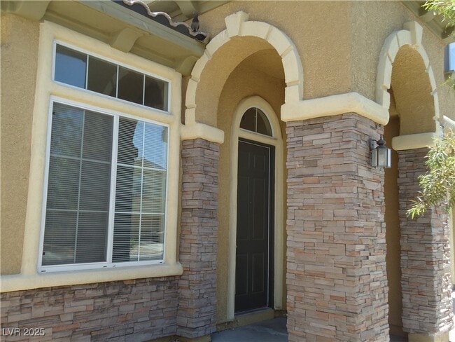 2612 Rainbow Glow St in North Las Vegas, NV - Building Photo - Building Photo
