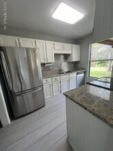 3811 English Colony Dr N in Jacksonville, FL - Building Photo - Building Photo