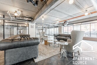 2550 S Wabash Ave in Chicago, IL - Building Photo - Building Photo