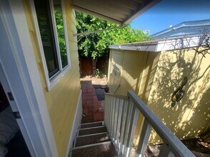 1065 Lomita Blvd in Harbor City, CA - Building Photo - Building Photo