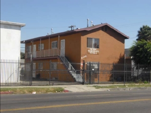 8306 S Main St in Los Angeles, CA - Building Photo