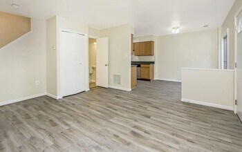 127 Heathfield Dr in Frederick, MD - Building Photo - Building Photo