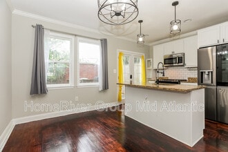 6842 Dunbar Rd in Dundalk, MD - Building Photo - Building Photo