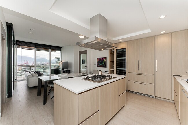 1768 Cook St in Vancouver, BC - Building Photo - Building Photo