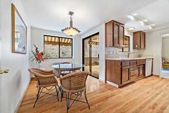 7048 Overlook Dr in Santa Rosa, CA - Building Photo - Building Photo
