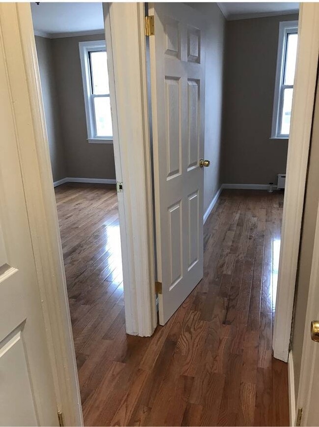 25-28-80 45th St in Queens, NY - Building Photo - Building Photo