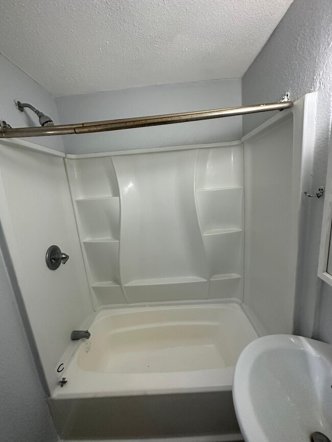 1611 W 34th St in Jacksonville, FL - Building Photo - Building Photo