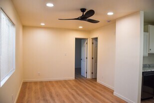 1238 E Locust Ave in Orange, CA - Building Photo