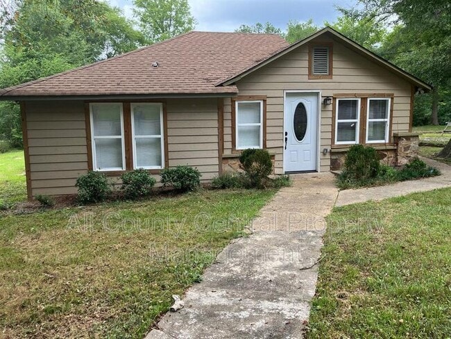 property at 3115 Parkwood Rd