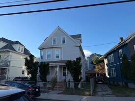 20 Oak Square Ave in Boston, MA - Building Photo