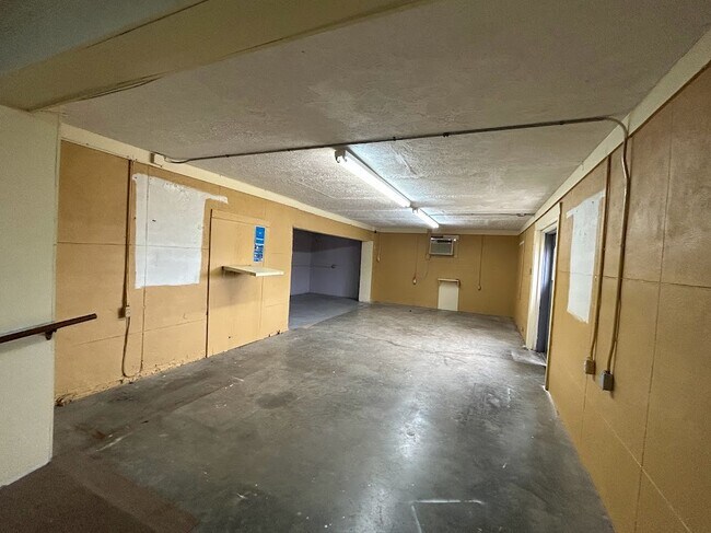 110 W 21st Ave in Cordele, GA - Building Photo - Building Photo