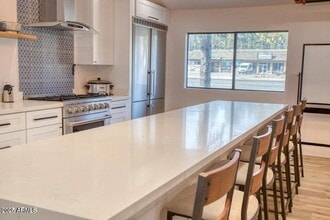 858 E White Mountain Blvd in Pinetop, AZ - Building Photo - Building Photo