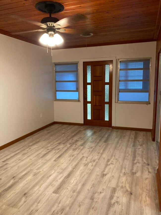 property at 5312 16th St W