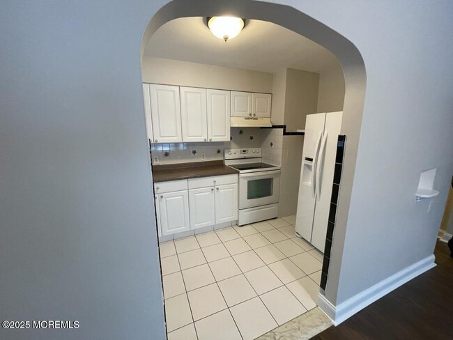 286 Cleveland Ave in Long Branch, NJ - Building Photo - Building Photo