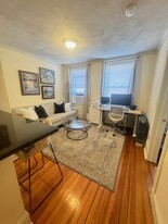 48 Queensberry St, Unit 21 Apartamentos